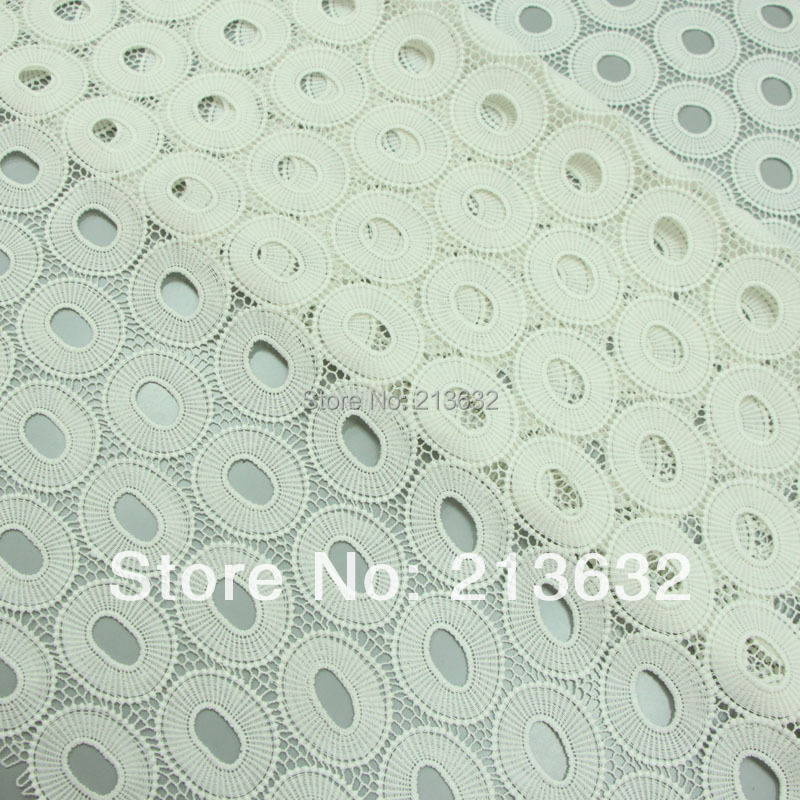 Tessuto in pizzo ricamato a oc - Sewing Eyelet Fabric recensione e prezzo