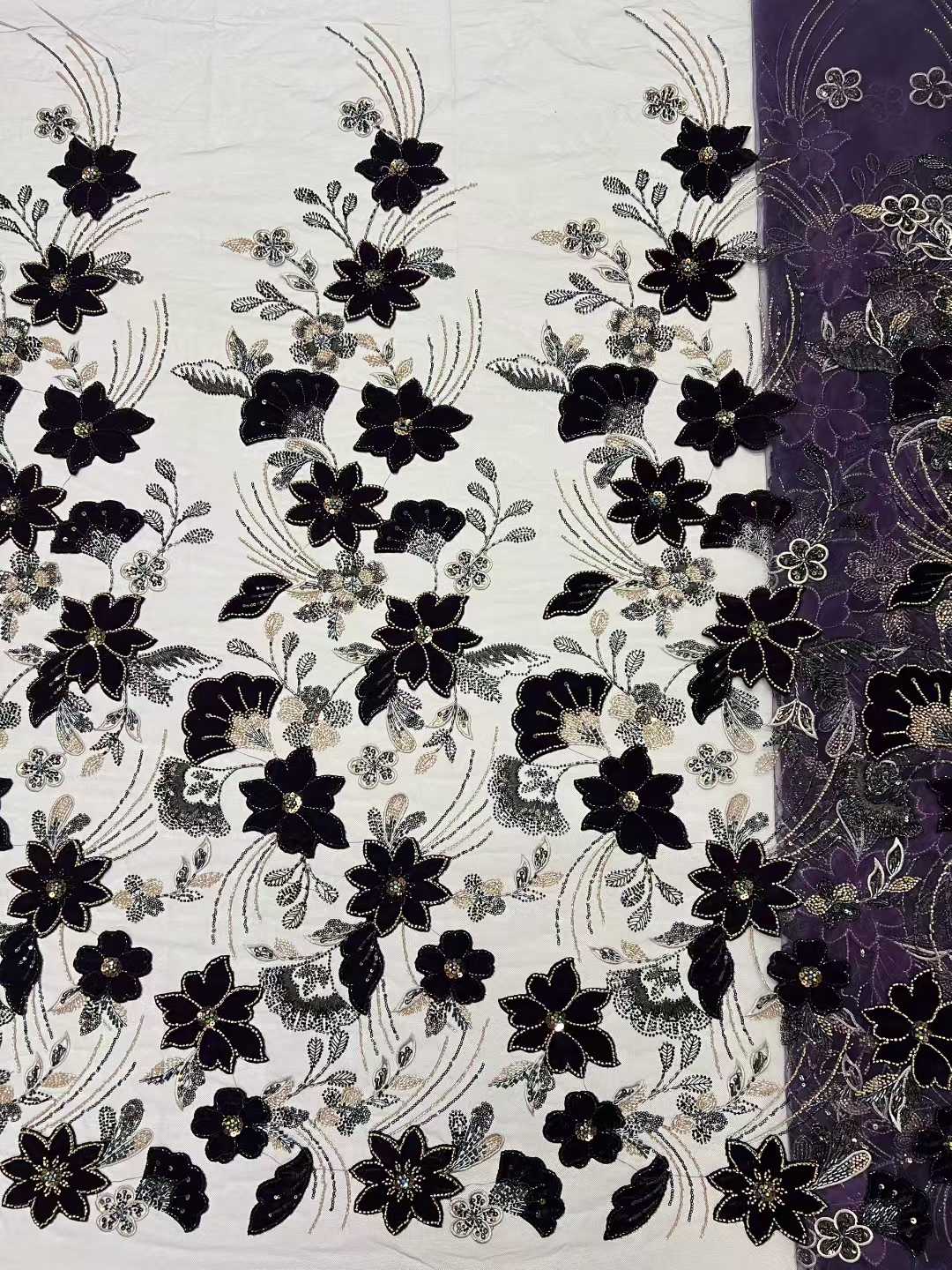 Tessuto in Velluto Morbido di  - Sewing Velvet Fabric recensione e prezzo
