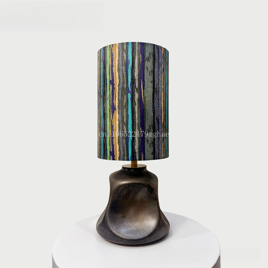 Lampada da tavolo in tessuto L - Century Textile & Sewing Supply By Owner recensione e prezzo