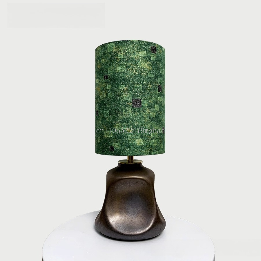 Lampada da tavolo in tessuto L - Century Textile & Sewing Supply By Owner recensione e prezzo